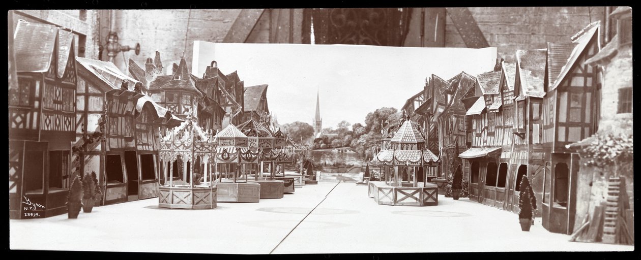 Model van het decor van een niet-geïdentificeerd toneelstuk ontworpen door Ernest Gros, 1906 door Byron Company