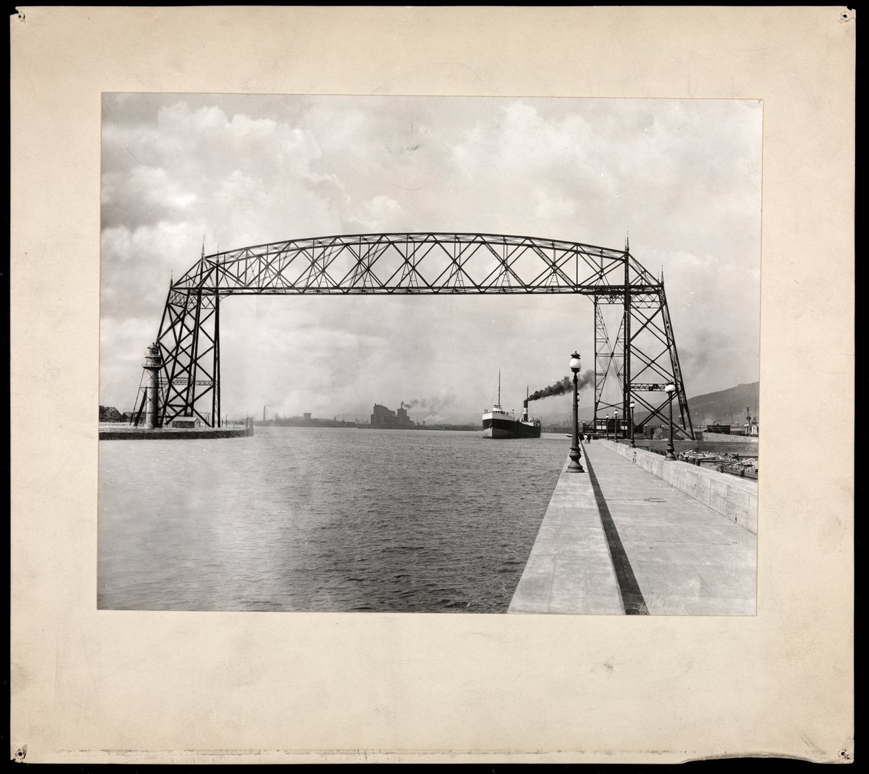 Bouw van het Panamakanaal, 1912 of 1913 (zilveren gelatin print) door Byron Company