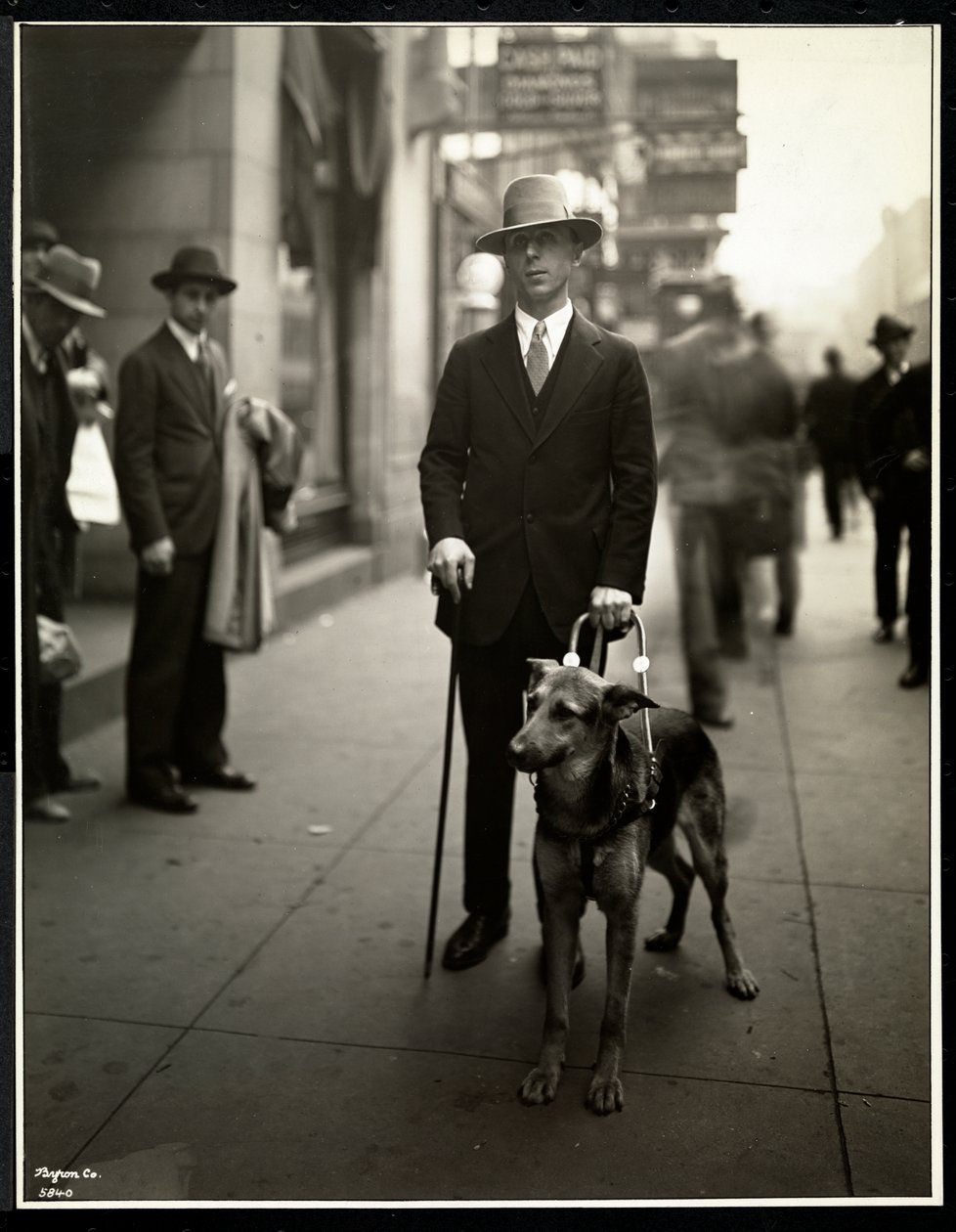 Mr. Himmel van de New York Association for the Blind, 111 East 59th Street, New York, 1930 door Byron Company
