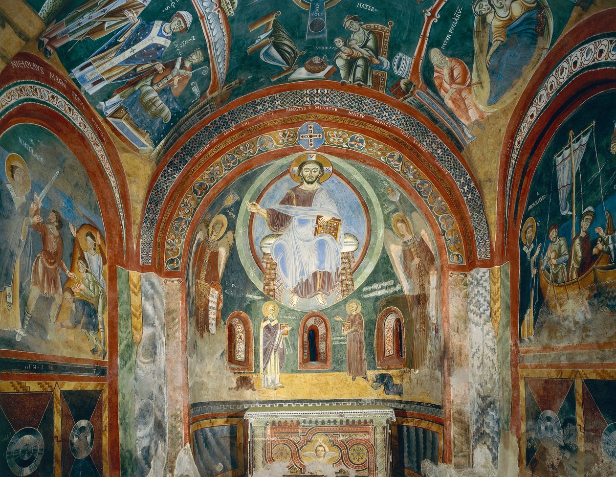 Kapel van Sint Eldrad en Sint Nicolaas met Romaanse fresco