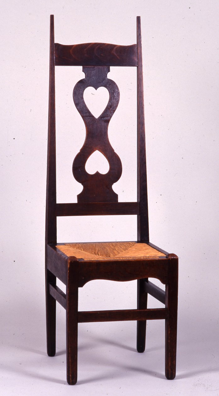 Stoel ontworpen door C.F.A. Voysey (1857-1941) in 1898, waarschijnlijk gemaakt door C.H.B. Quennell (1872-1935) door C.F.A. and Quennell Voysey