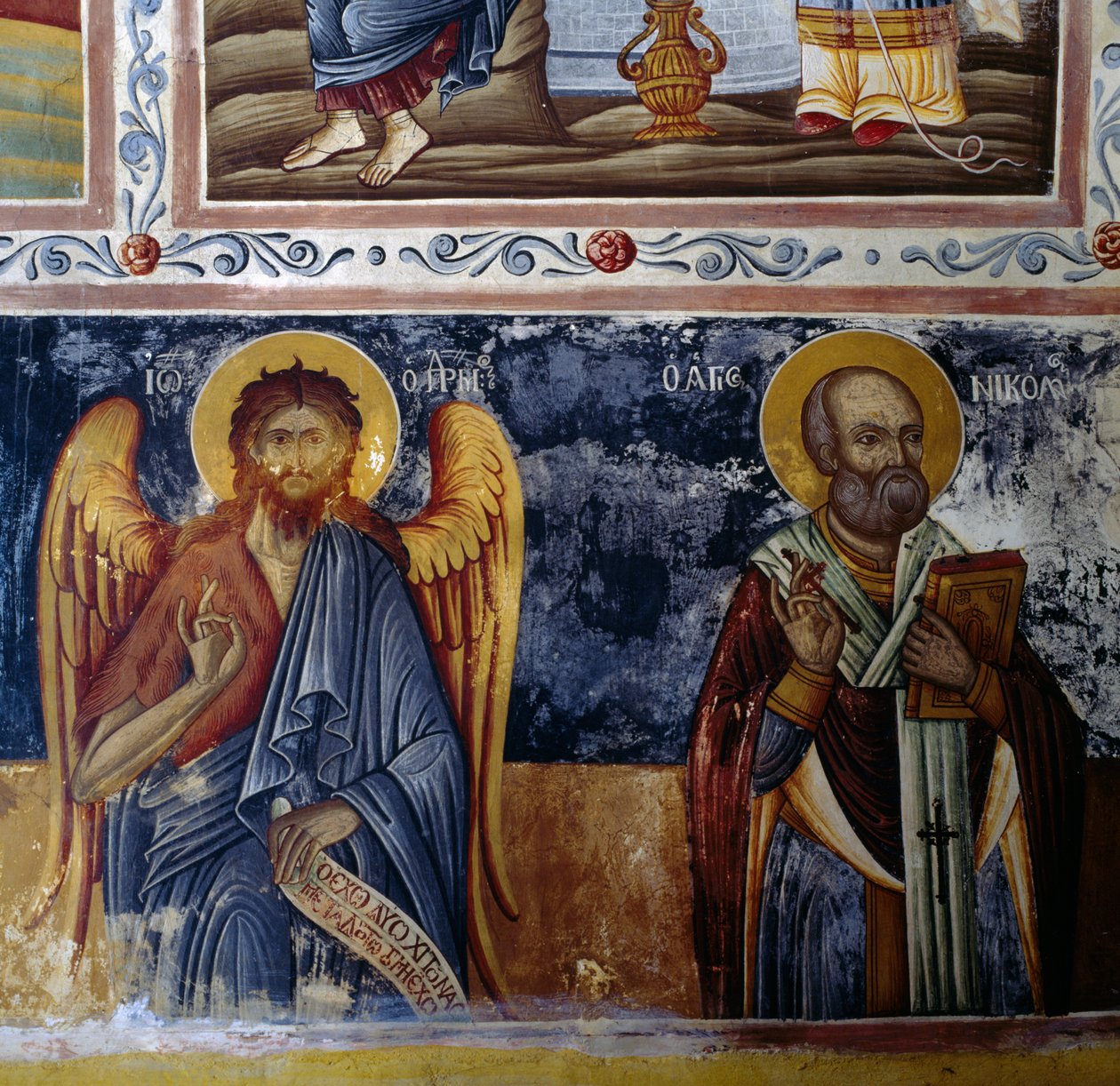 Aartsengel en heilige, beschilderd gewelf in het Mikro Sotiris klooster, eiland Symi, Griekenland (foto) door J.B. and Brown J. Rowbotham