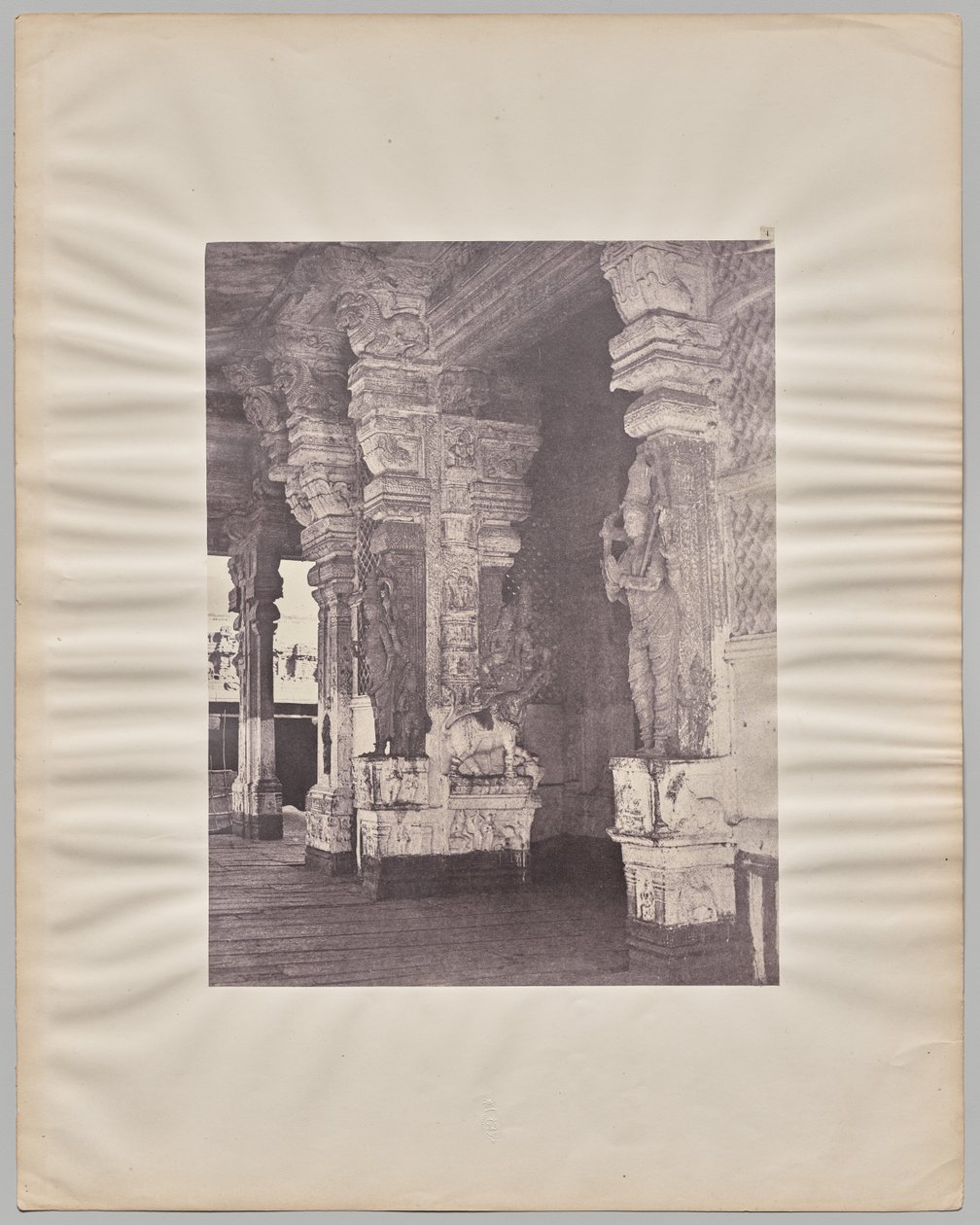 Pudhu Mandapa van Tirumal Nayak (r. 1623-59), Minakshi Sundareshvara-tempel, Madurai door Captain Linnaeus Tripe