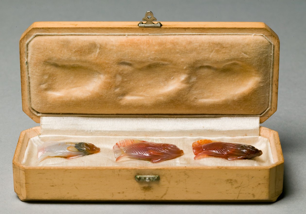 Set van drie vissen in originele doos, ca. 1890 door Carl Fabergé