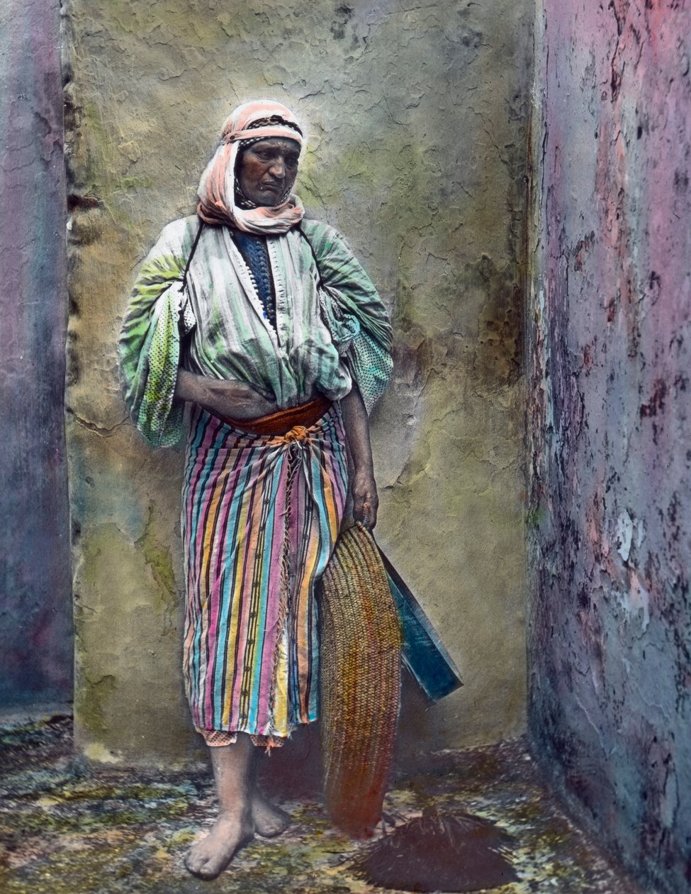 Marokko, Marokkaanse vrouw, beelddatum: circa 1910. Carl Simon Archief door Carl Simon