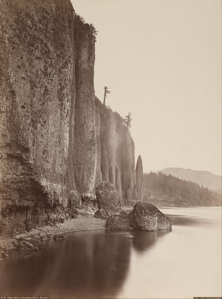 Kaap Hoorn, Columbia River, Oregon door Carleton E. Watkins
