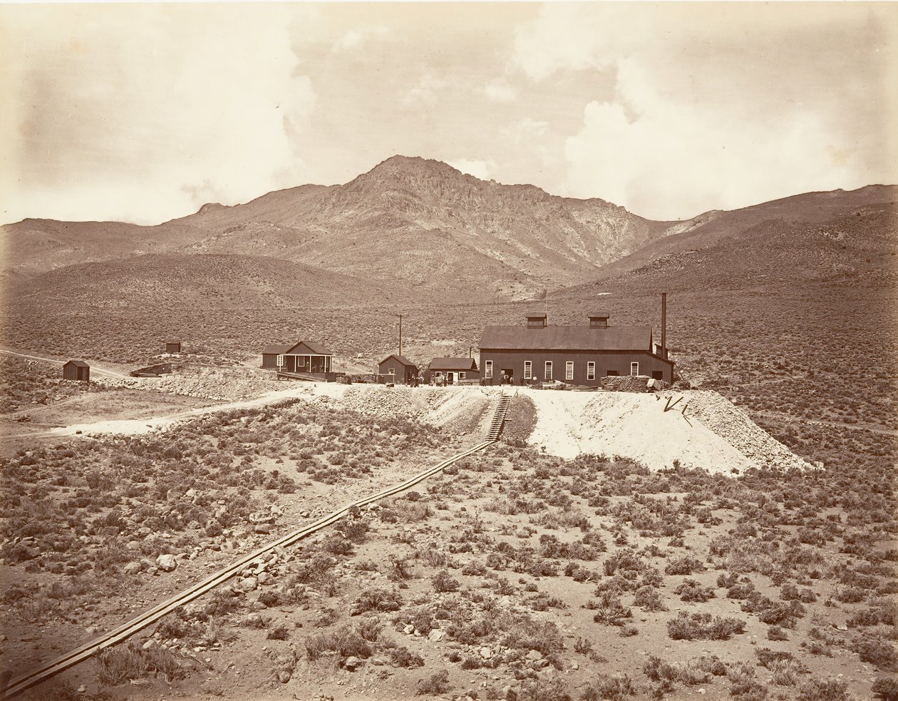 Gebouwen van de Sutro Tunnel door Carleton Emmons Watkins