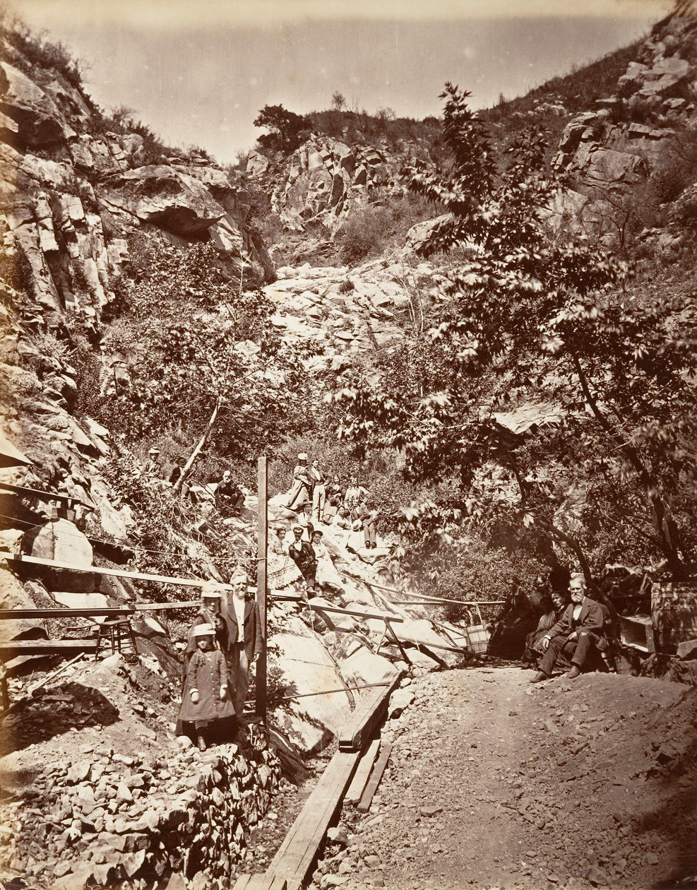 Heet zwavelbronnen, Santa Barbara, 1876, gedrukt ca. 1876 door Carleton Emmons Watkins