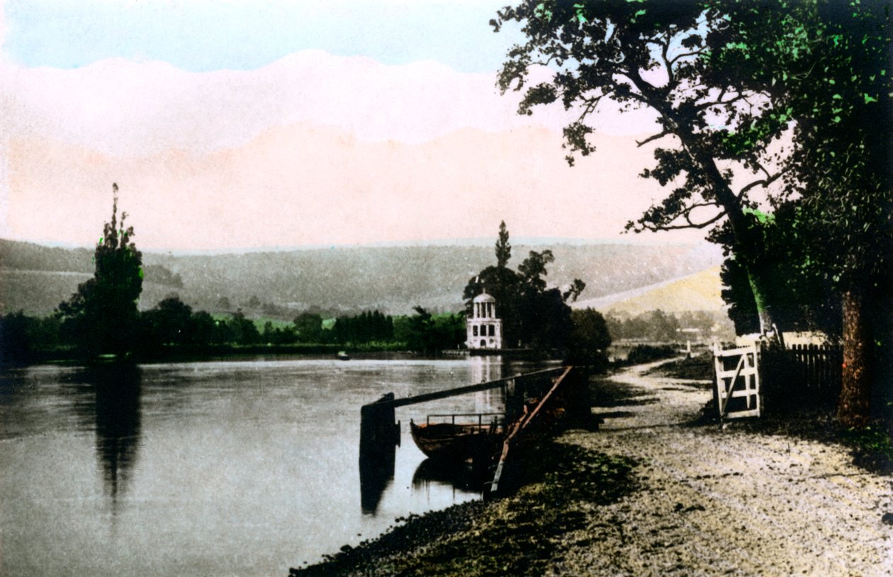 Henley Regatta Island, 20e eeuw door Cavenders Ltd