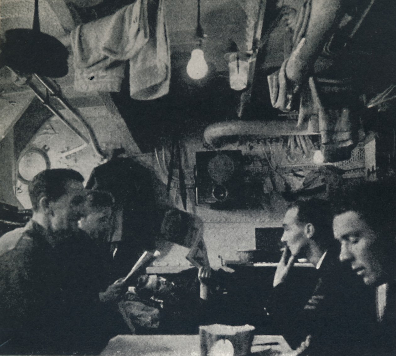 Functioneel gebruik van ruimte op het mess dek door Cecil Beaton
