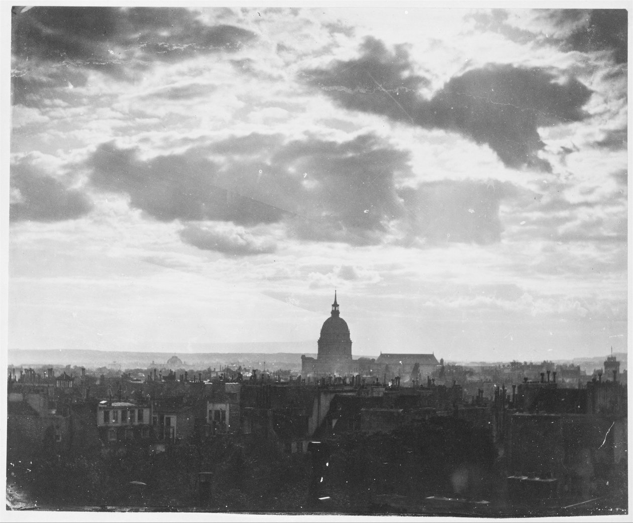 Wolkstudie boven Parijs door Charles Marville
