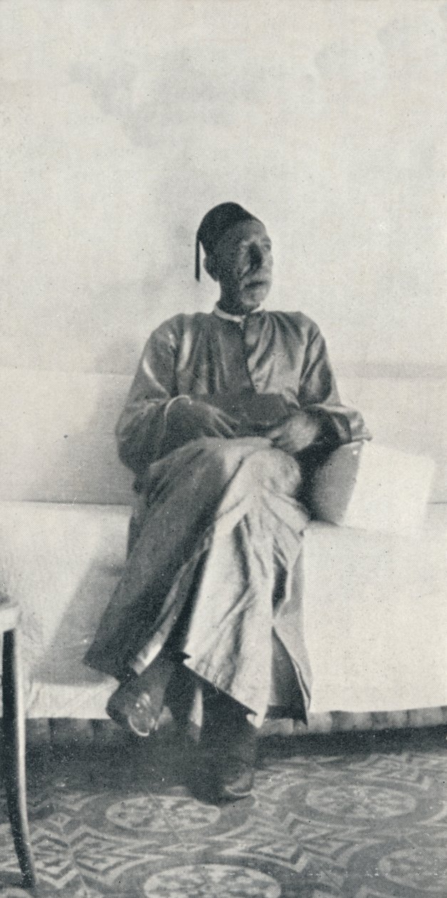 El Hag Heddayah Alexandrië, ca. 1913 door Charles J. S. Makin
