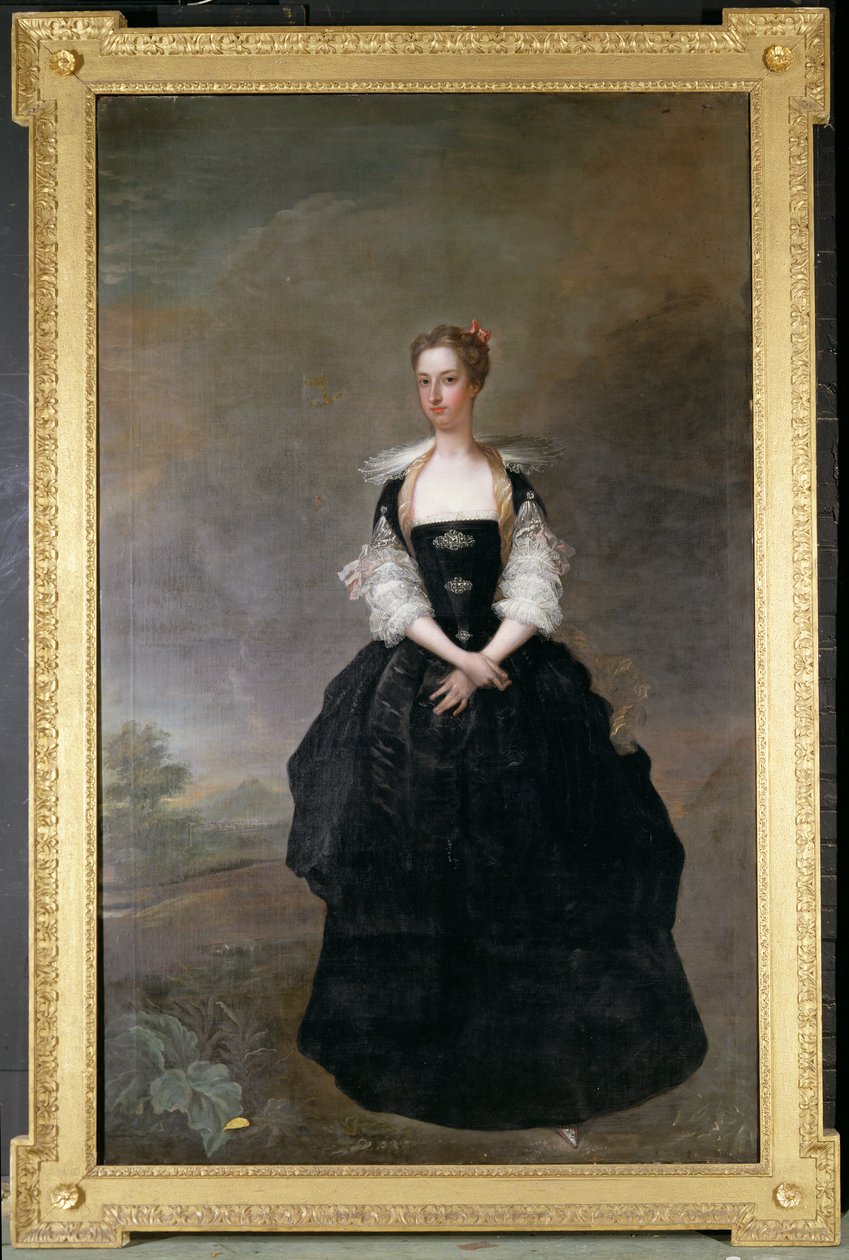 Portret van een dame, lid van de Dundas familie, in een zwarte fluwelen jurk met kanten mouwen door Charles Jervas