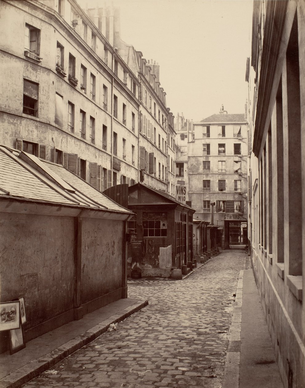 Doorgang van de Deux-Sœurs in de rue Lafayette door Charles Marville