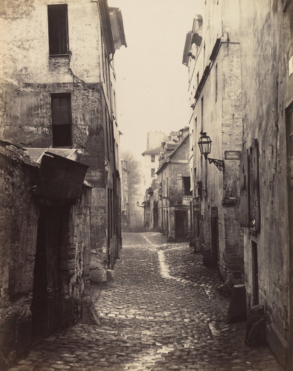 Rue Traversine vanaf de Rue d
