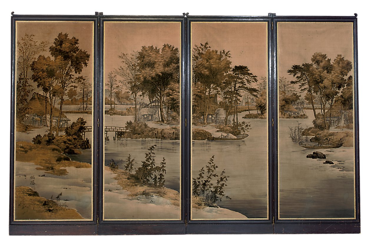 Vierdelig scherm met fluwelen panelen, geweven met een rivierlandschap in grisaille tinten door Chinese School