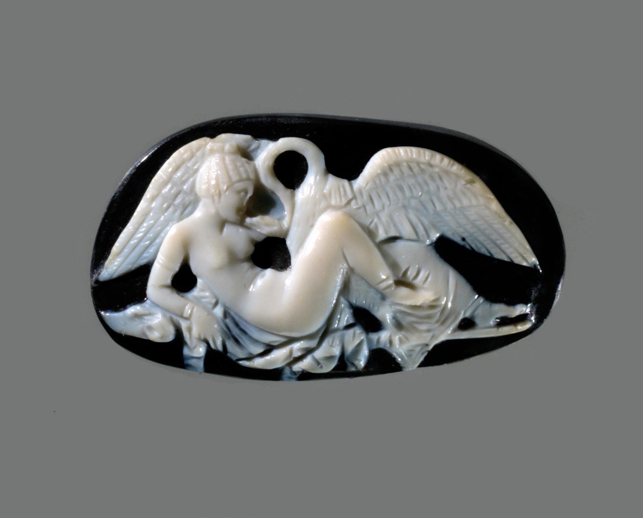 Leda en de zwaan Cameo, 3e eeuw na Christus door Classical Antiquities
