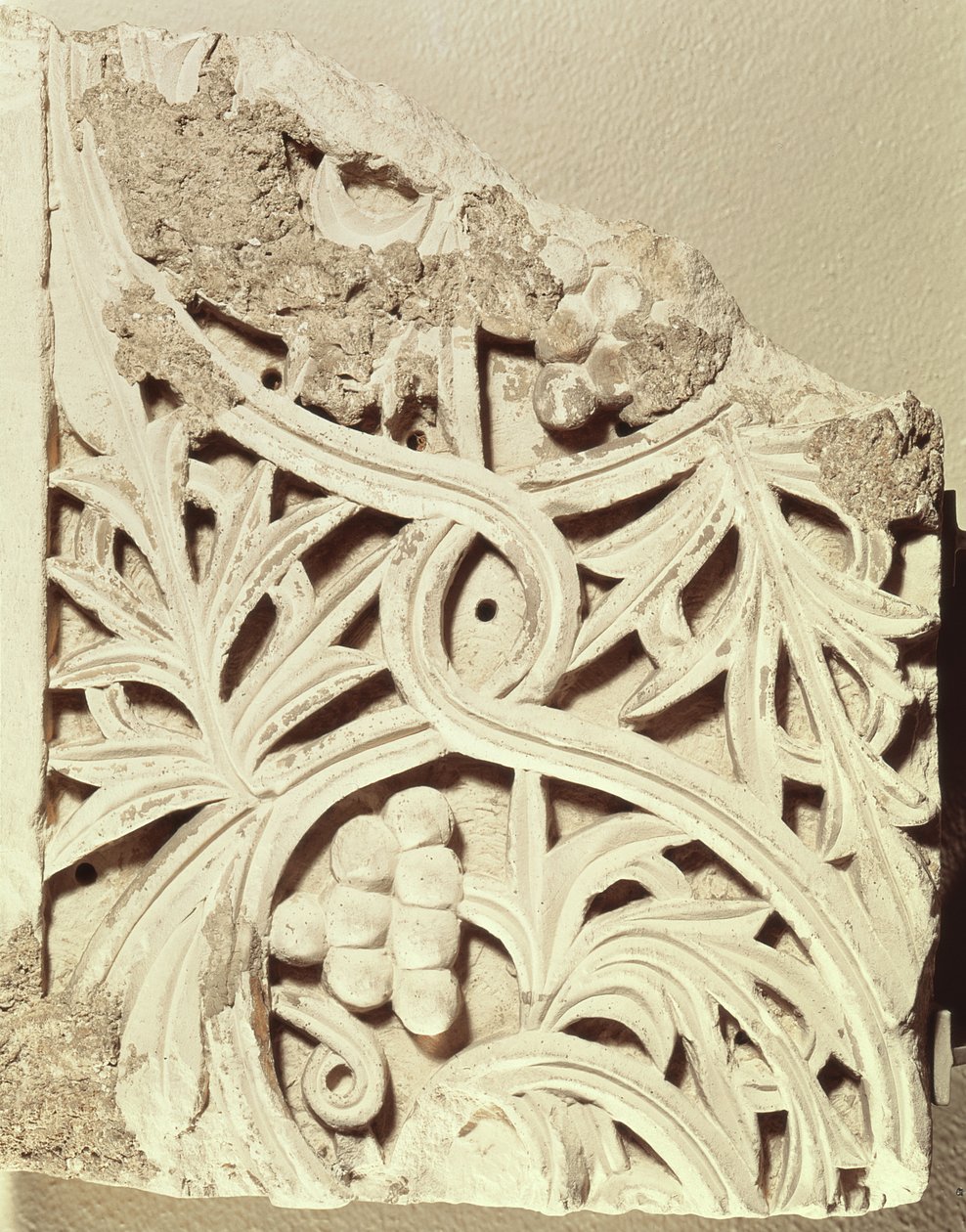 Fragment van een fries, uit het klooster van Apa Jeremias, Sakkara door Coptic Coptic
