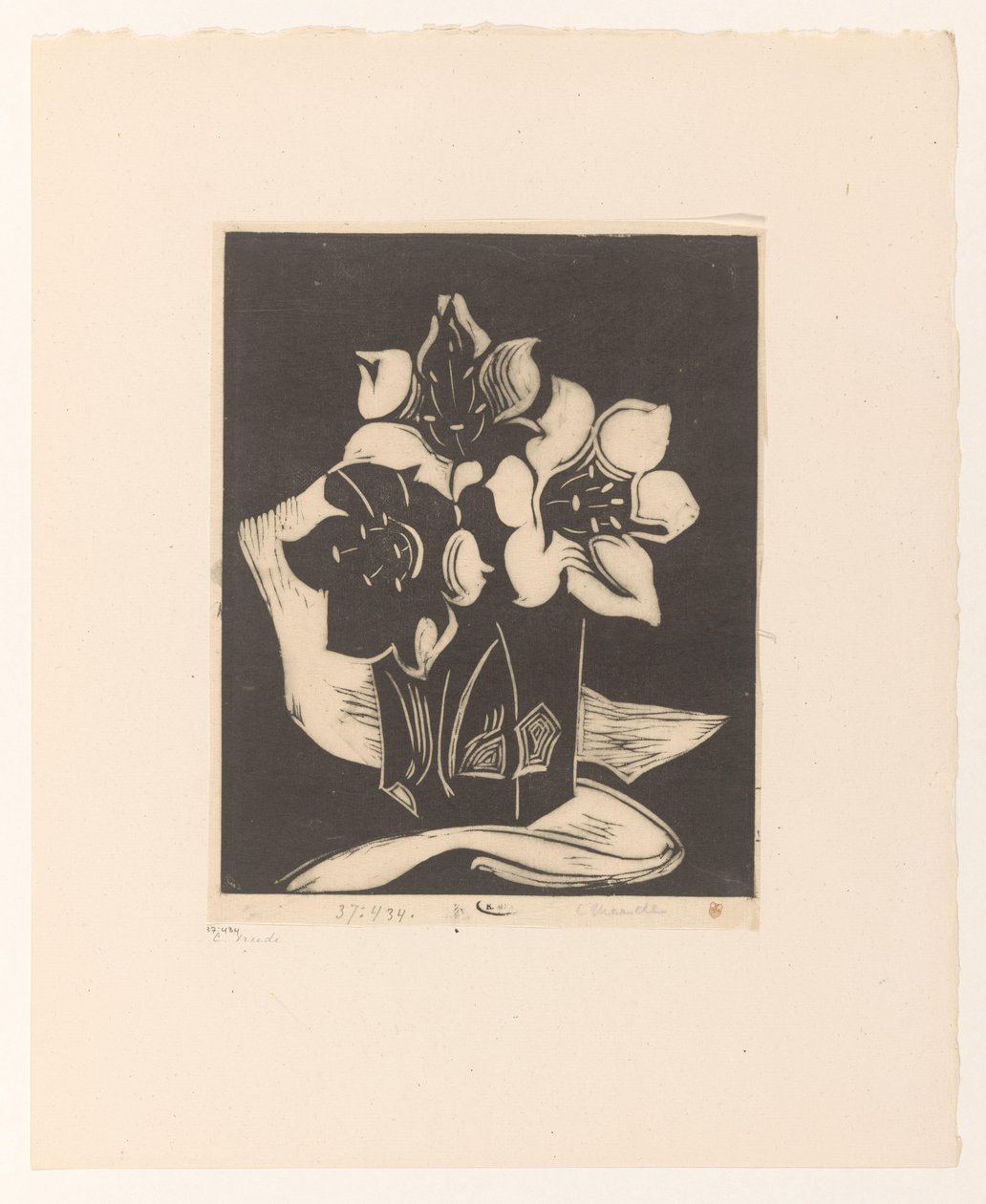 Vaas met bloemen door Cornelia Vreede (signed by artist)