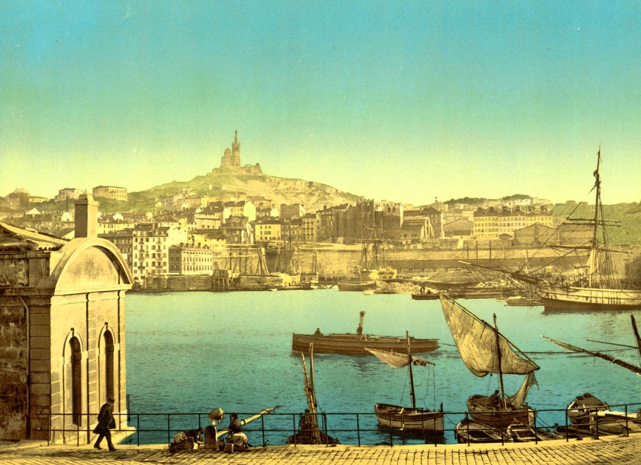 Notre Dame de la Garde vanaf Quai de la Joilette, Marseille, ca.1890-1900 (fotochrom)Frankrijk, door Detroit Publishing Co.