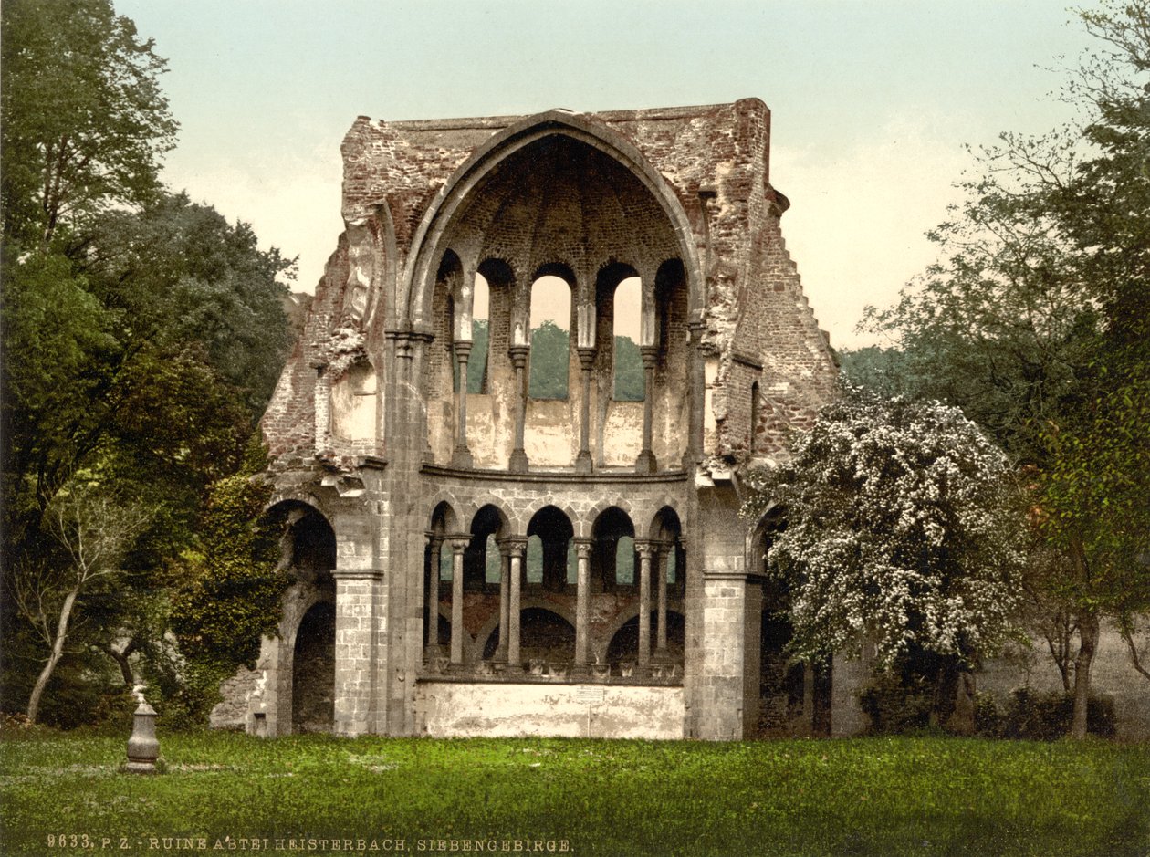 Ruïnes van de Abdij van Heisterbach, Noordrijn-Westfalen, Duitsland, ca. 1900 door Detroit Publishing Co.