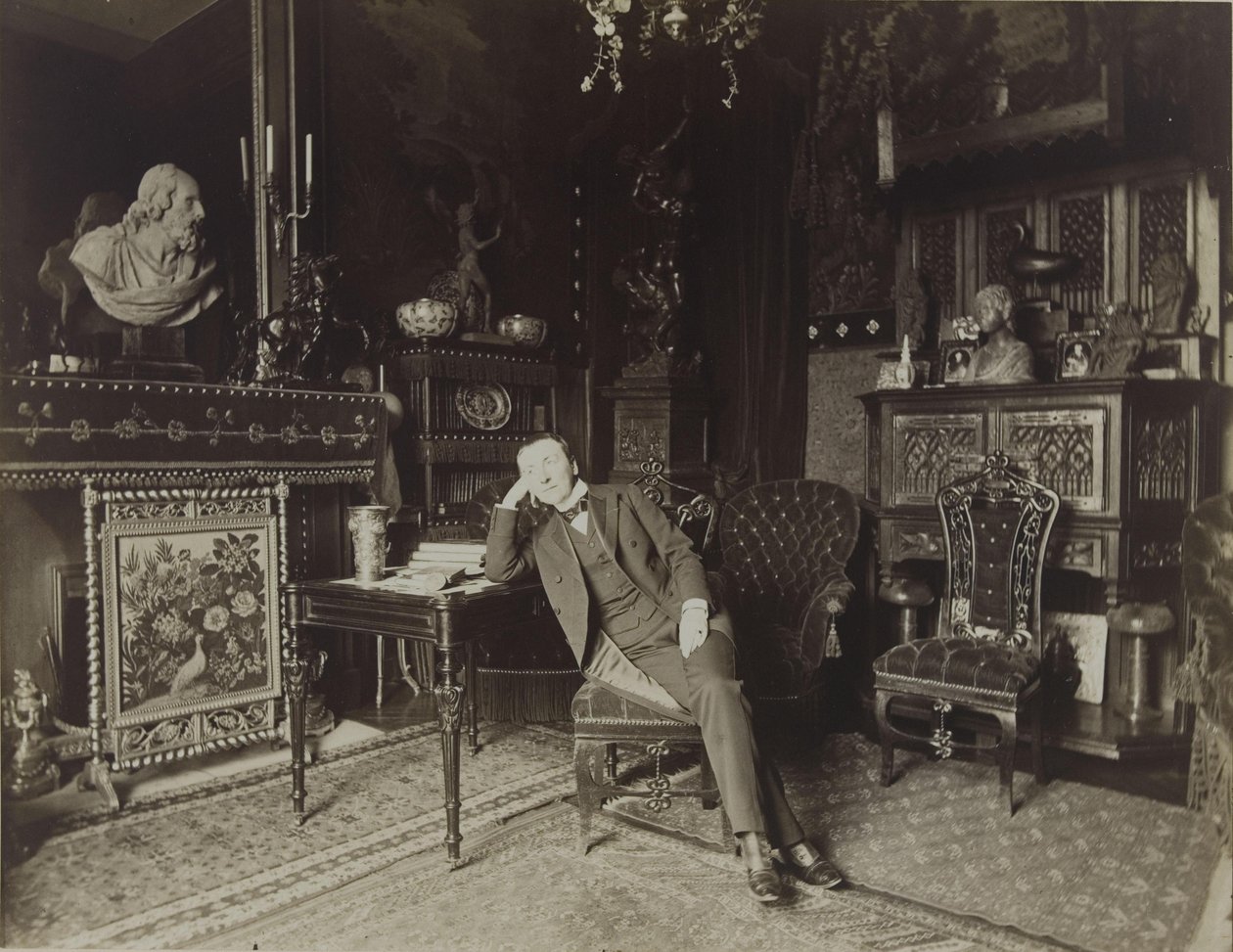 Jane Dieulafoy, ontdekkingsreiziger gefotografeerd door Dornac door Dornac