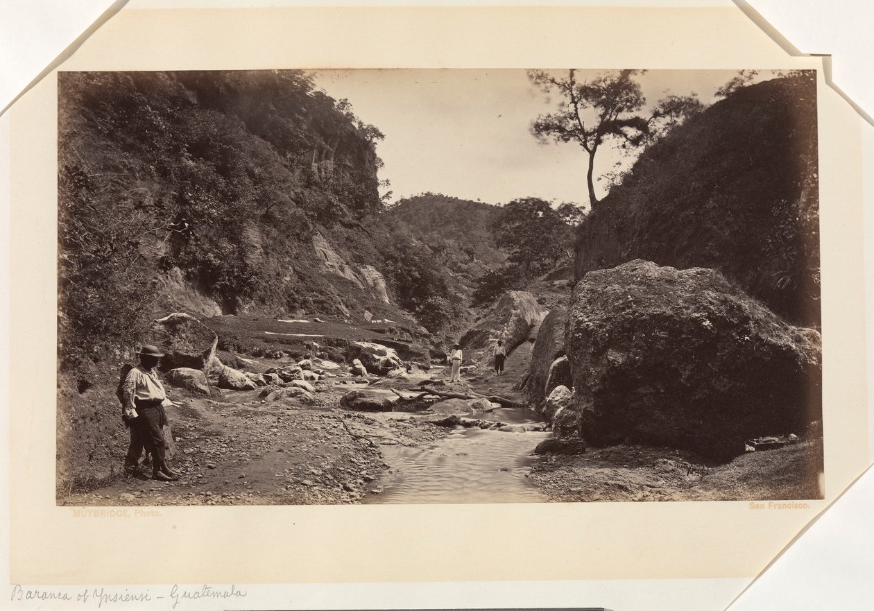 Barranca van Ynsiensi, Guatemala door Eadweard Muybridge