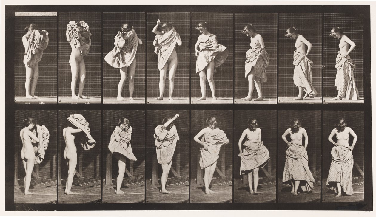 Plaat 425. Toilet, jurk aantrekken en ronddraaien door Eadweard Muybridge