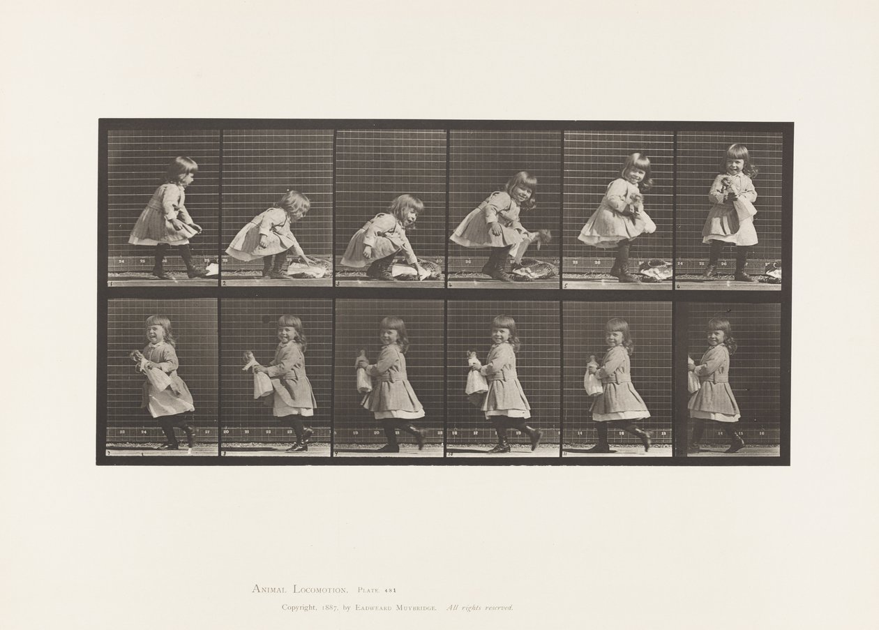 Plaat 481. Kind, een pop optillen, draaien en weglopen, 1885 door Eadweard Muybridge