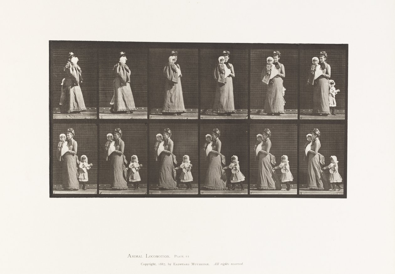 Plaat 52. Lopen met kind, omdraaien; een ander kind houdt zich vast aan jurk door Eadweard Muybridge