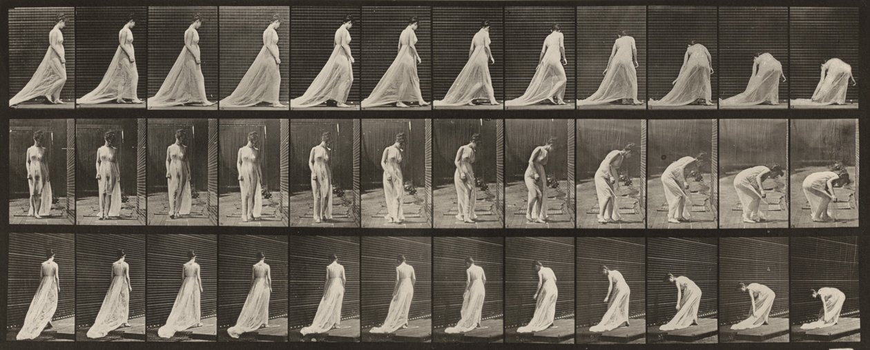 Plaat nr. 56. Lopen, draaien en bukken om de zoom op te rapen door Eadweard Muybridge