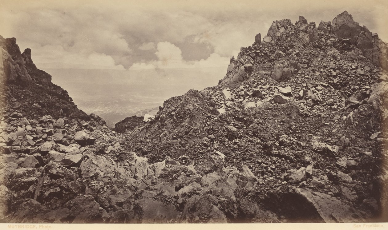 Quezaltenango vanaf de krater van een vulkaan,1877 (foto) door Eadweard Muybridge