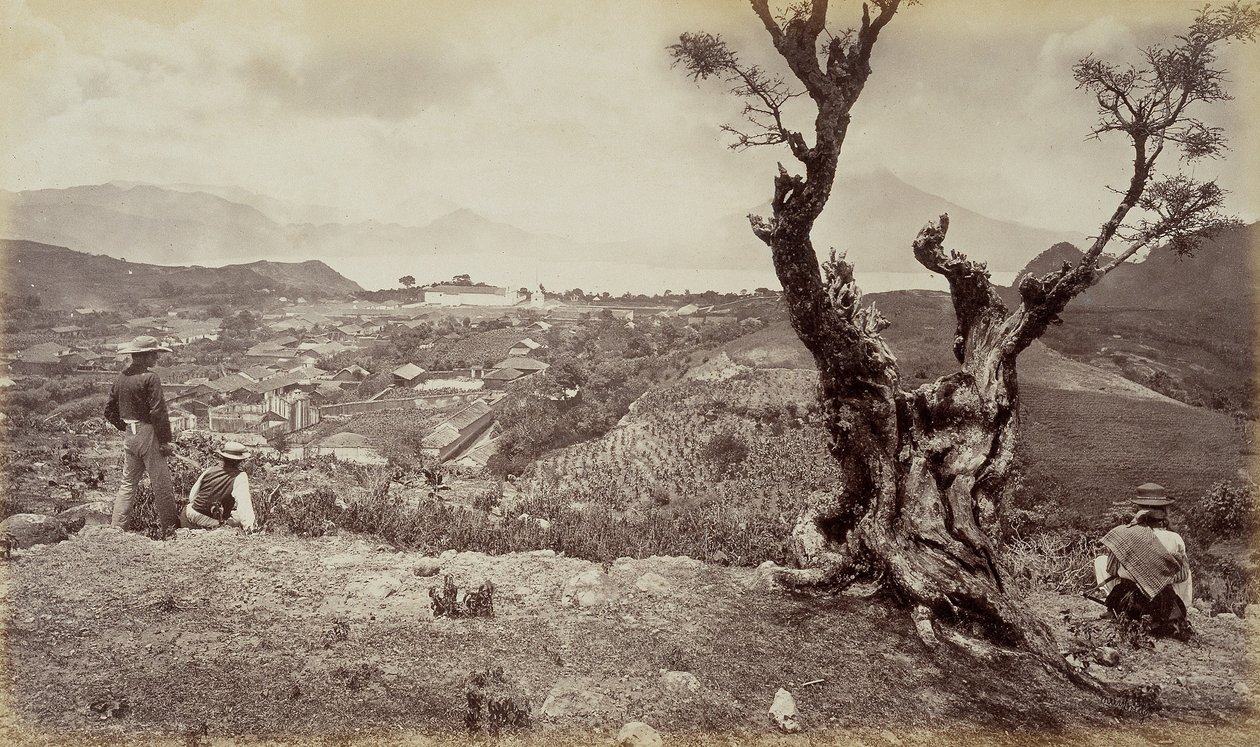 Solola, Guatemala door Eadweard Muybridge