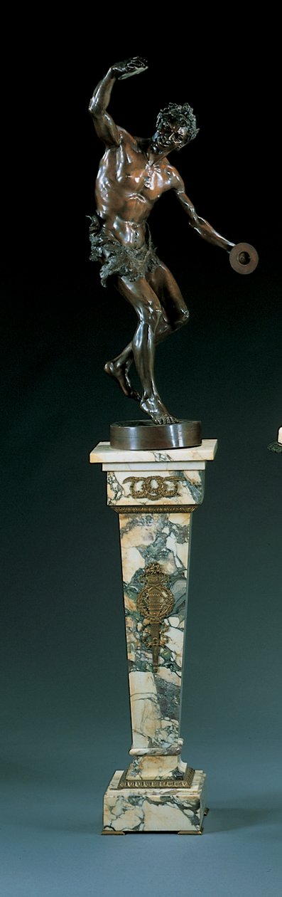 Gegoten naar een model van Goldscheider, gemodelleerd als een dansende sater die de bekkens bespeelt door Edmund Klotz