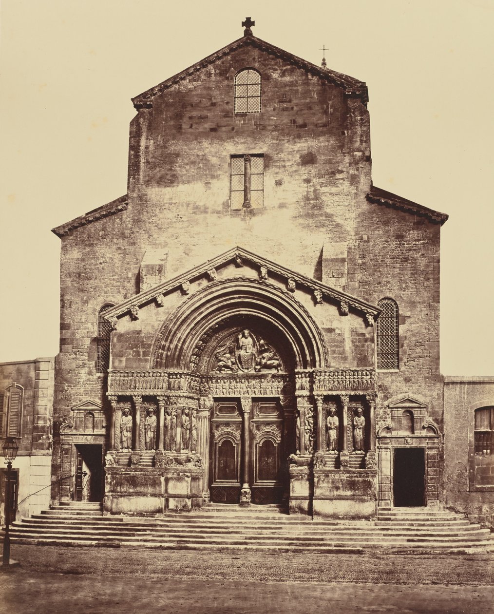 Arles. Saint-Trophime door Édouard Baldus