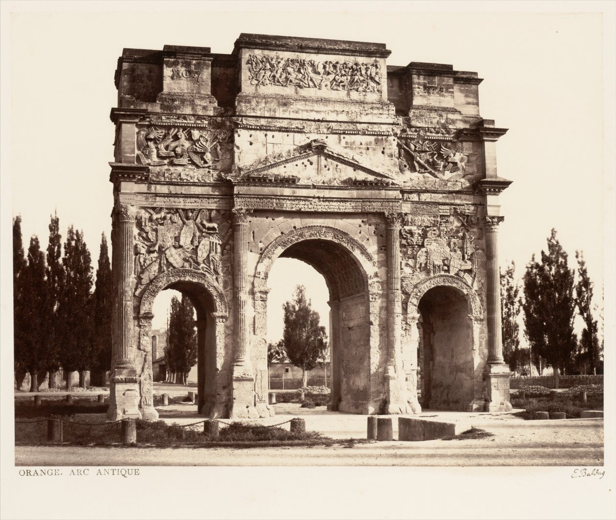 Orange, antieke boog door Édouard Baldus