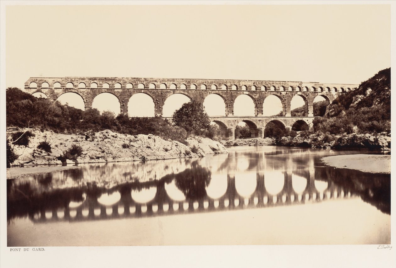 Pont du Gard door Édouard Baldus