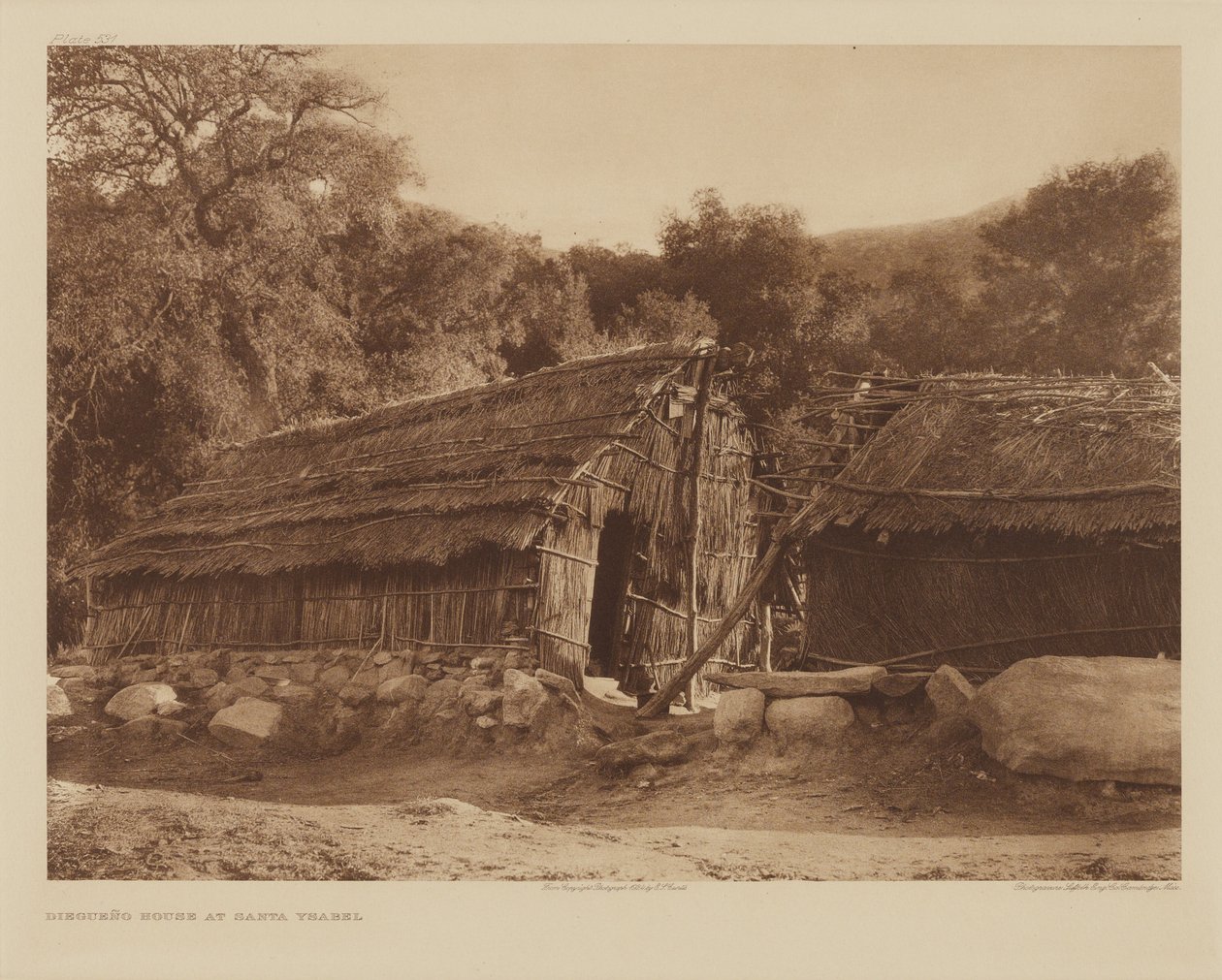 Het Diegueño-huis in Santa Ysabel door Edward S. Curtis