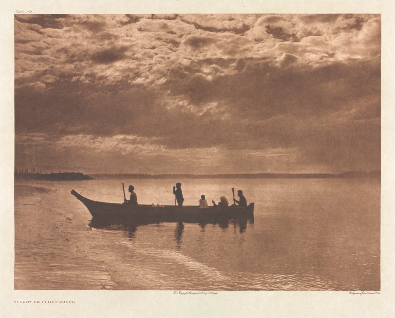 Portfolio IX, Plaat 316: Zonsondergang op Puget Sound door Edward S. Curtis