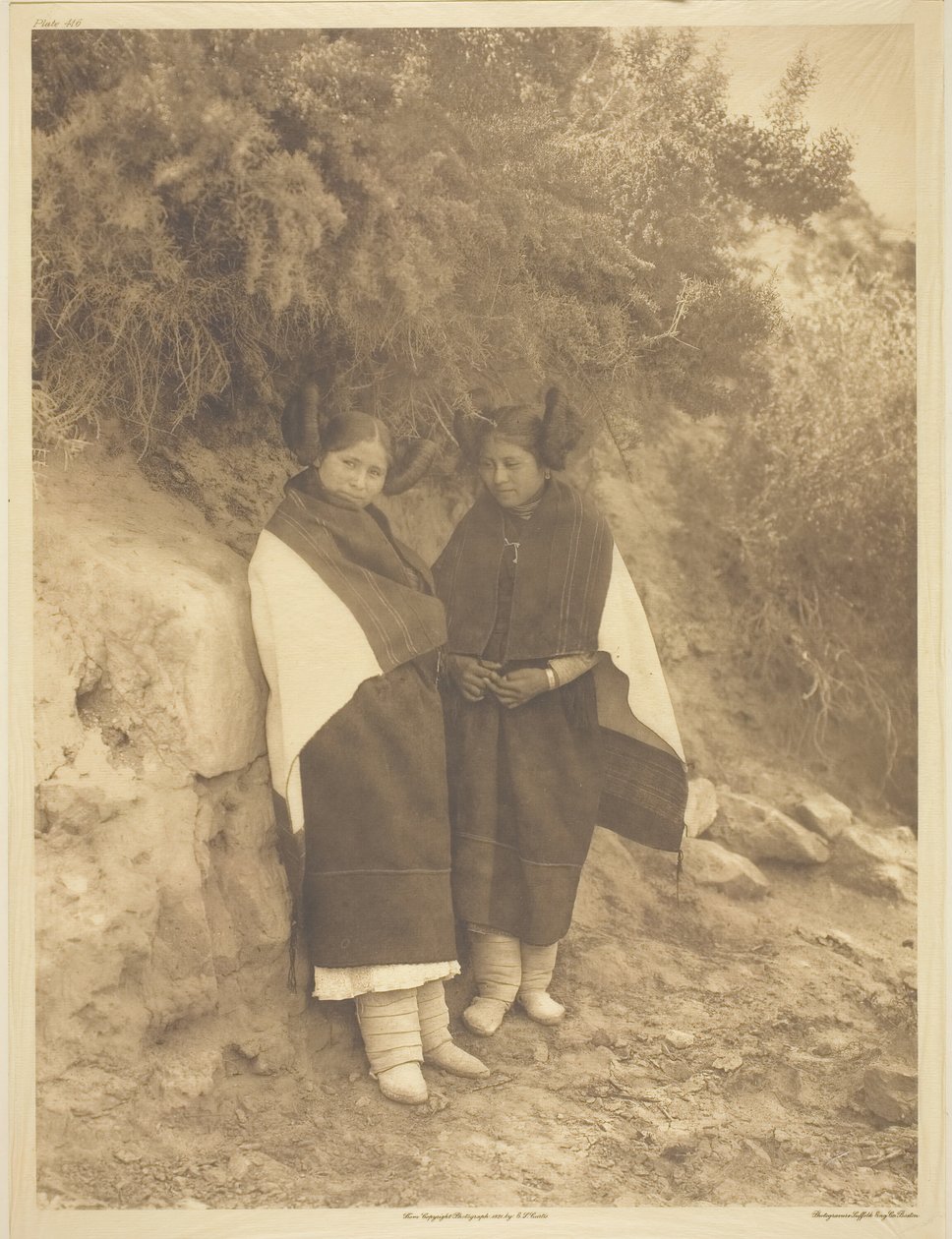Op de ontmoetingsplaats, 1921 door Edward Sheriff Curtis