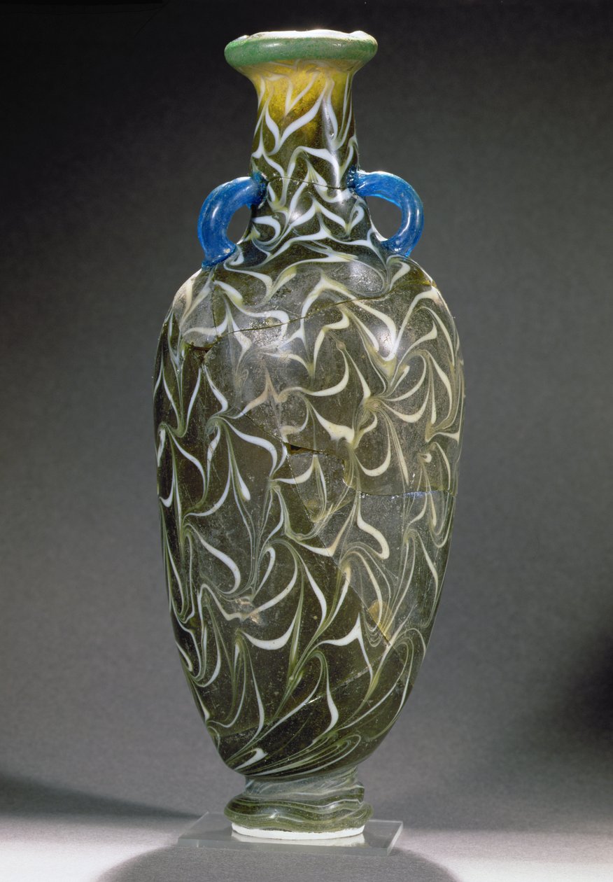 Een kerngevormde amphora met golfmotieven, 19e-20e dynastie, Nieuwe Koninkrijk door Egyptian