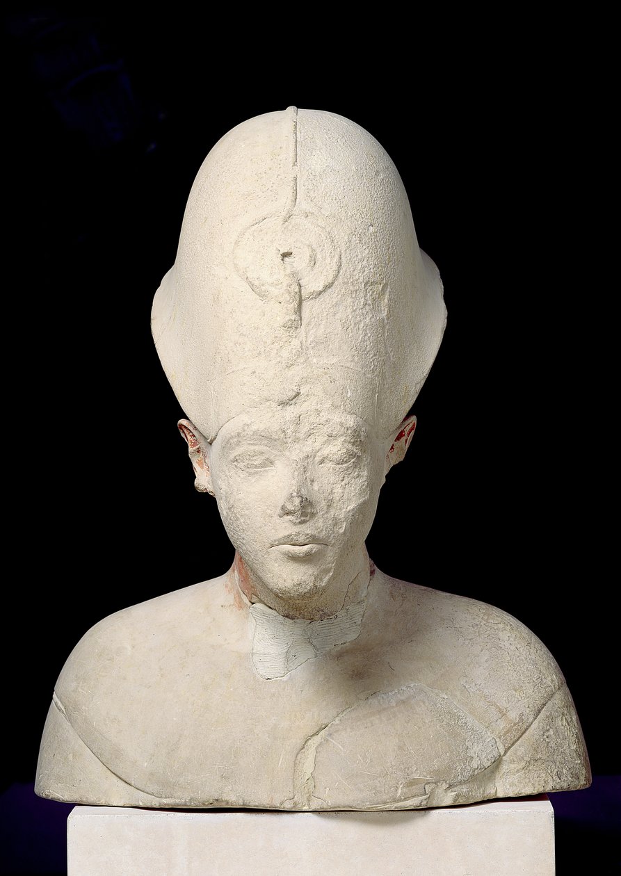 Buste van koning Amenophis IV (Akhenaten) uit Tell el-Amarna, Nieuwe Rijk, ca. 1353-1337 v.Chr. door Egyptian 18th Dynasty