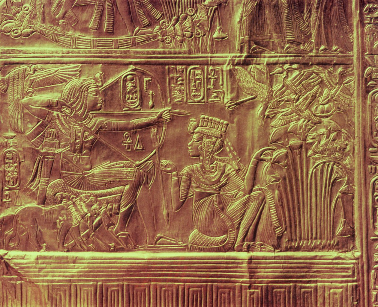 Detail van het gouden schrijn, schat van Toetanchamon door Egyptian 18th Dynasty