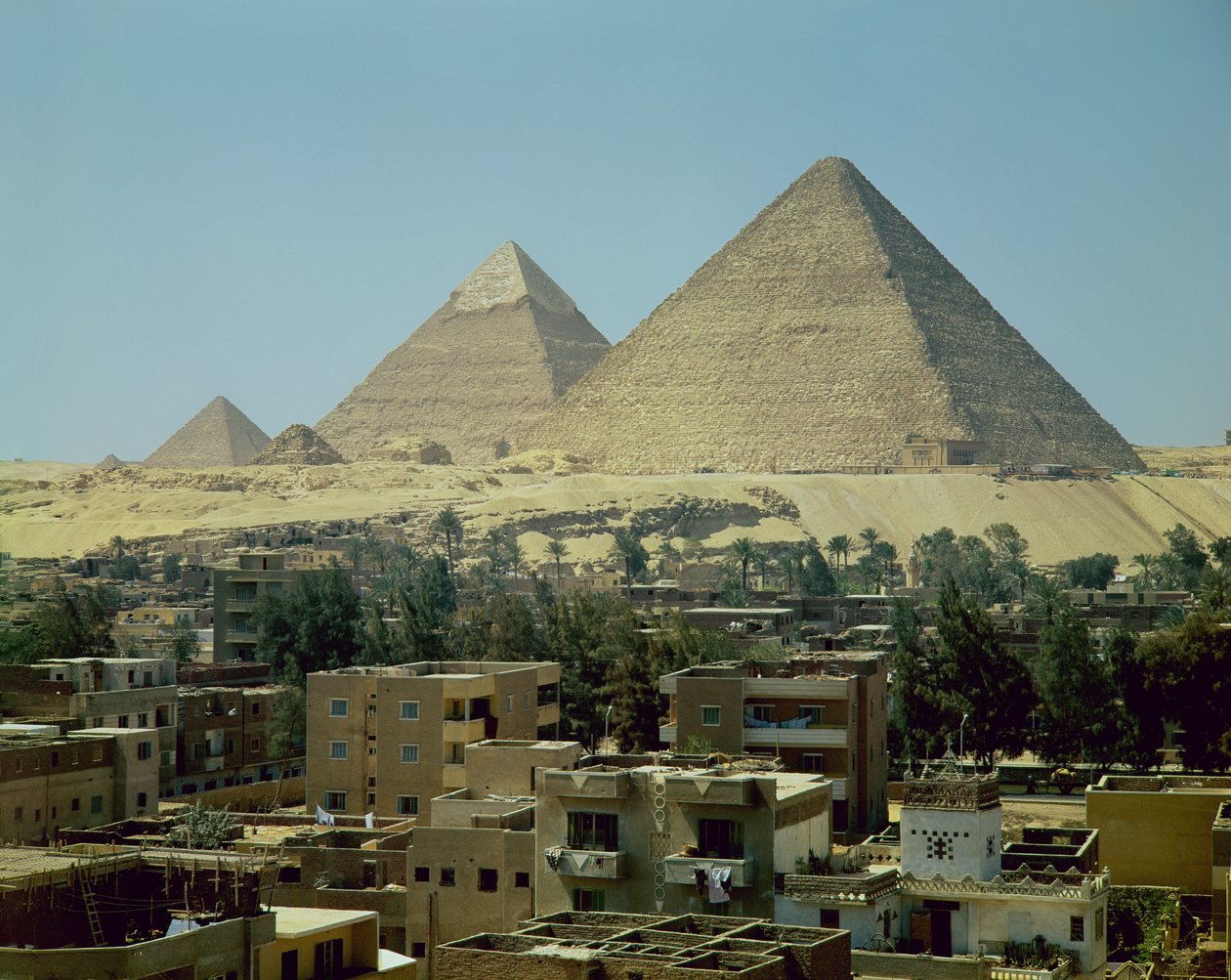 De Piramides van Gizeh, c.2589-30 v.Chr., Oude Koninkrijk door Egyptian 4th Dynasty