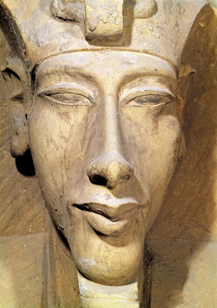 Buste van Amenophis IV (Akhenaten) (c.1364-1347 v.Chr.) van de Tempel van Amon, Karnak, c.1353-1337 v.Chr. (detail) door Egyptian 18th Dynasty