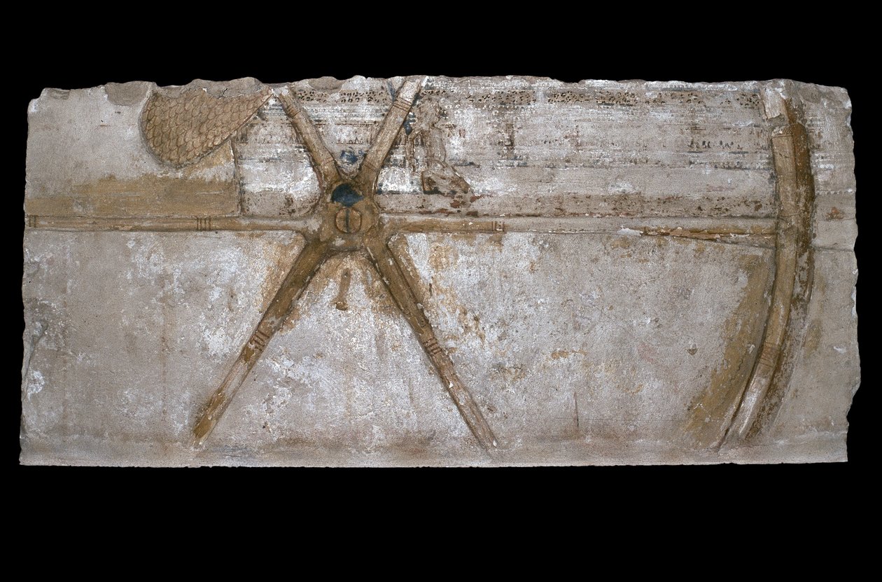 Gesneden en beschilderd kalkstenen blok met afbeelding van een wagenwiel, 1353-35 v.Chr. door Egyptian 18th Dynasty