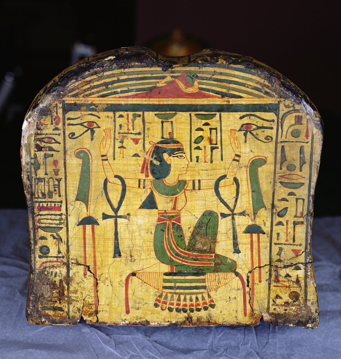 Detail van het voeteneinde van de buitenste kistbasis van de mummie van Nesyamun, mogelijk gevonden in Deir El-Bahri, Nieuwe Koninkrijk, ca. 1100 v.Chr. door Egyptian 20th Dynasty