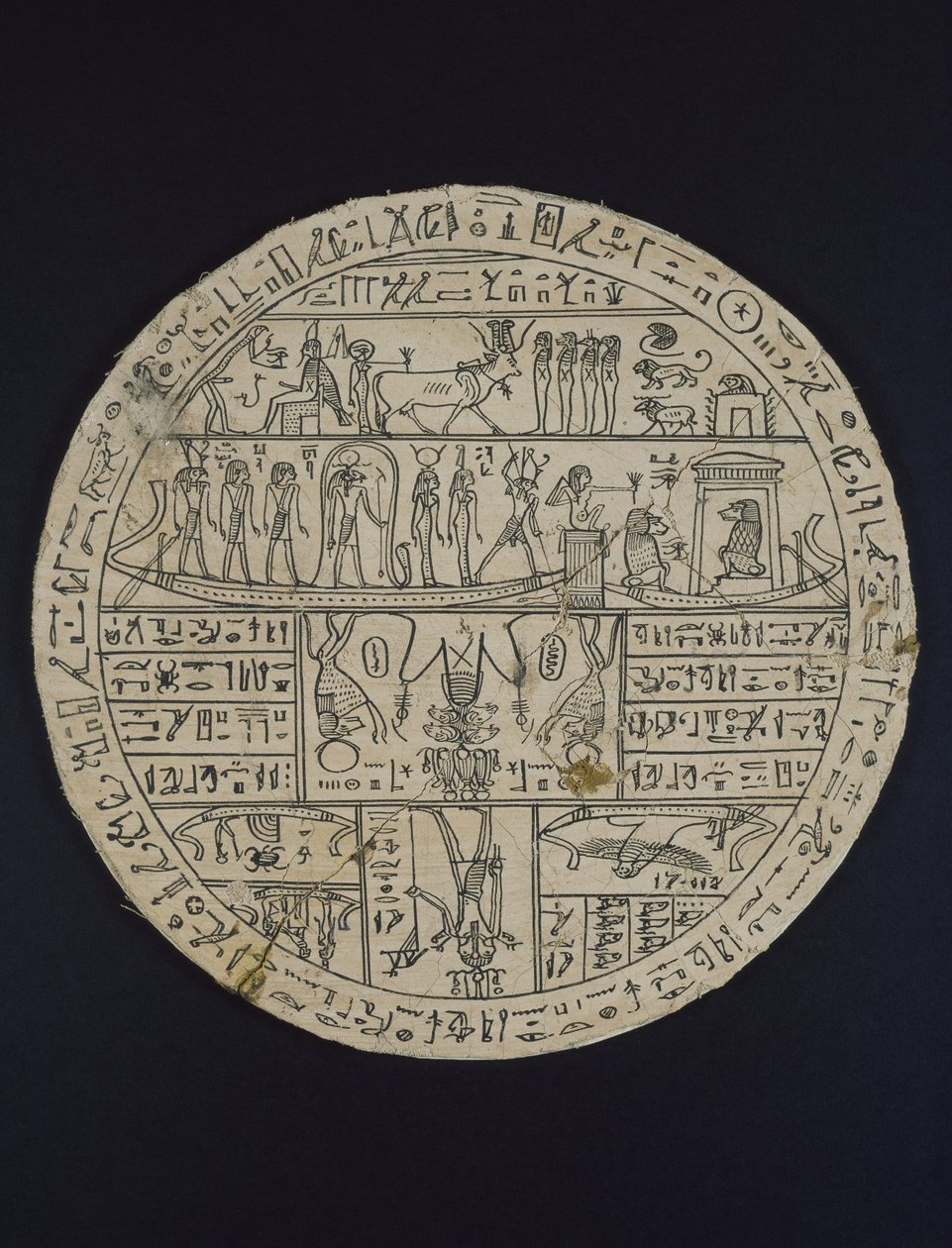 Amuletische schijf (hypocephalus) gemaakt voor Tasheritenkhonsu, ca. 664-525 v.Chr. door Egyptian 26th Dynasty