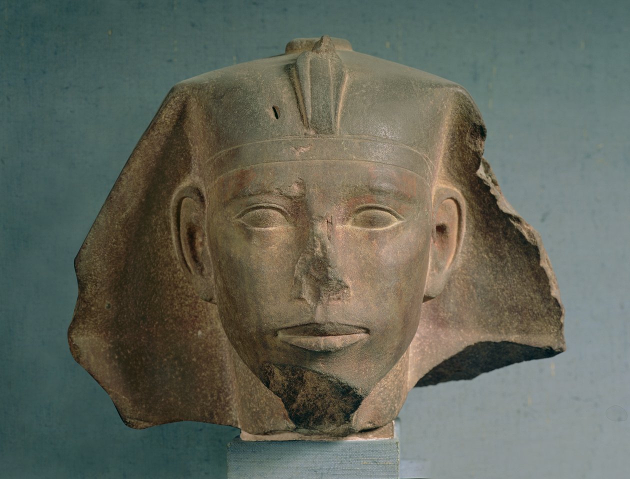 Hoofd van koning Djedefre, uit Abu Roash, Oude Rijk, ca. 2565-2558 v.Chr. door Egyptian 4th Dynasty