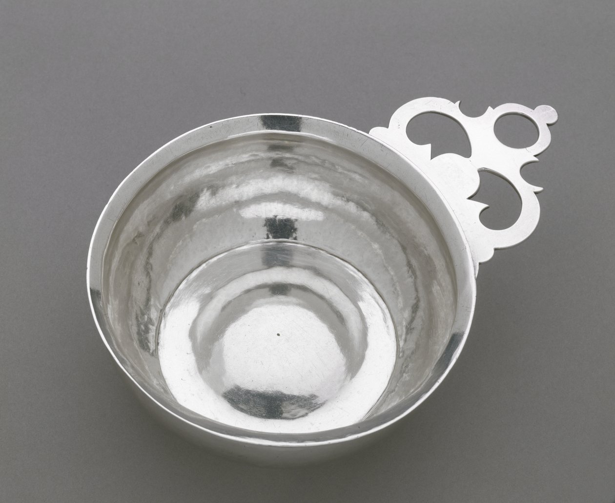 Porringer, c. 1747-1810 door Elias Pelletreau